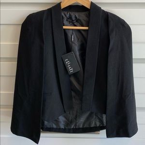 New - Elliatt Inspire Cape crop blazer - Black XS